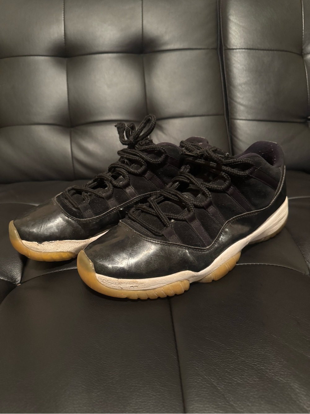 Jordan 11 Low Baron